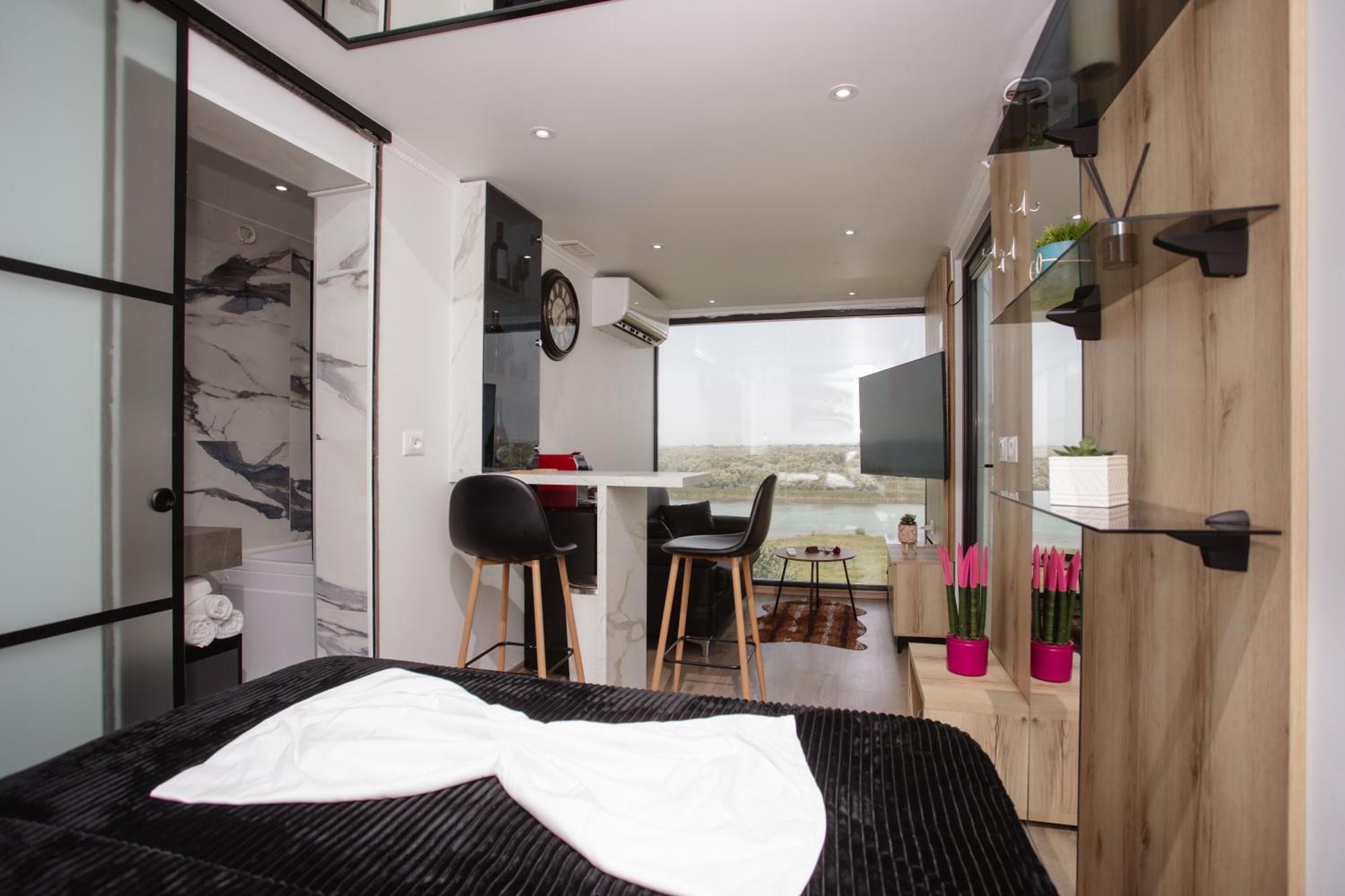446 Tiny House Shiroke Villa Exterior foto